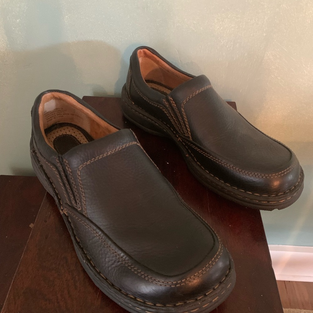 Men's Born Black / Dark Brown Leather Slip-On Shoes Size 9